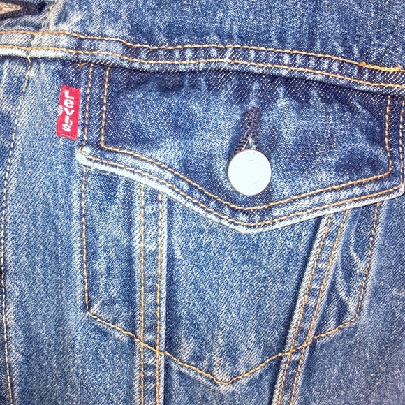 Levi hooded jean jacket - Picture 4 of 5
